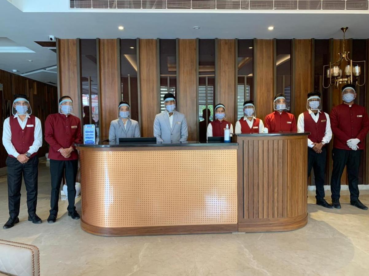 Hotel The Vilana A Unit Of Jg Developers ริชิเคช ภายนอก รูปภาพ